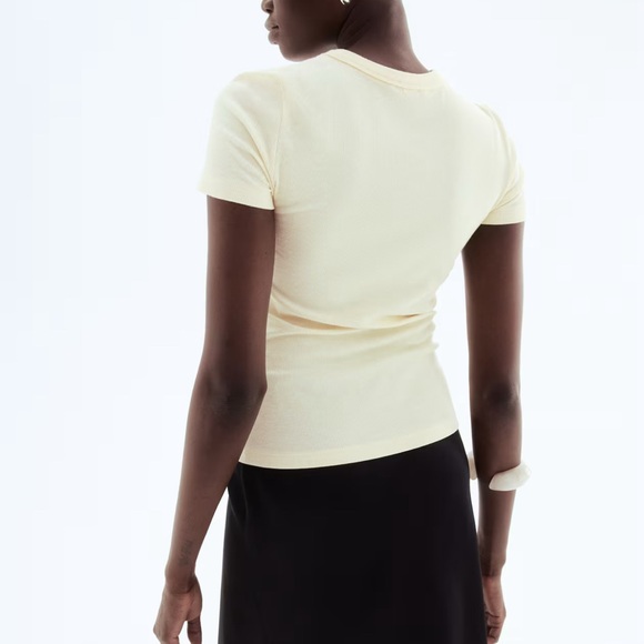 H&M Yellow Crop Fitted T-Shirt Short Sleeve - Picture 6 of 6